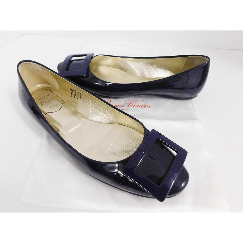 Roger Vivier Paris Navy Blue Patent leather Buckle Ballet Falts Italy 37.5